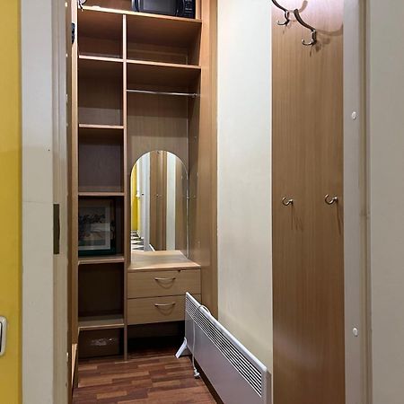 Apartment Near Gulliver Kiev Esterno foto