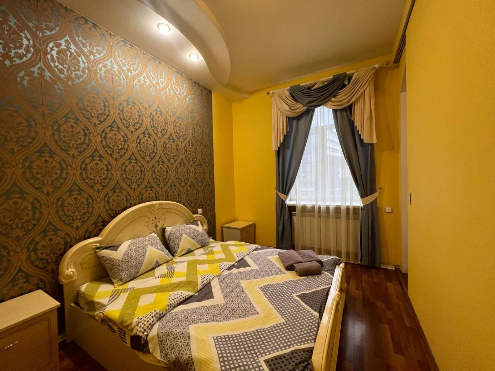 Apartment Near Gulliver Kiev Esterno foto